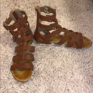Zip up gladiator sandals